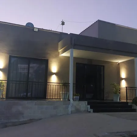 Mezzanine Bay 3* Himarë
