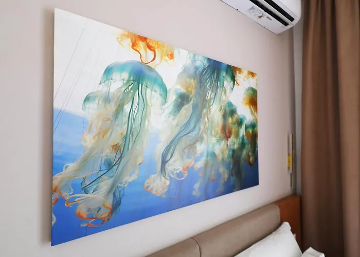Mezzanine Bay Konukevi