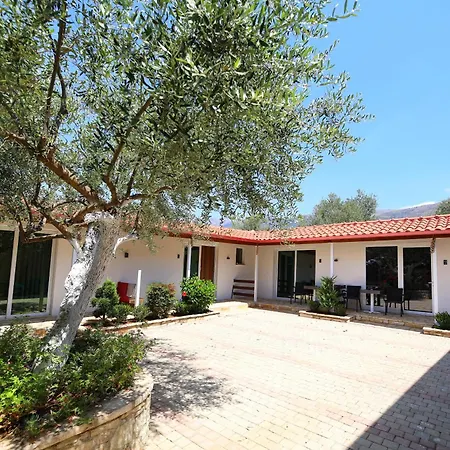 招待所 Mezzanine Bay