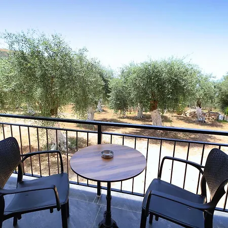 Mezzanine Bay Himara