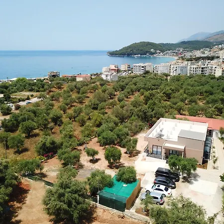 Mezzanine Bay Pensión Himarë