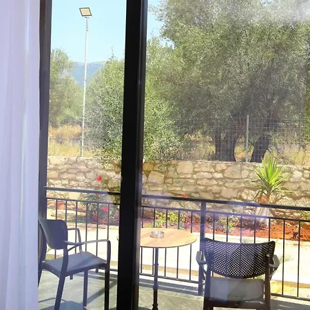 Mezzanine Bay Himara
