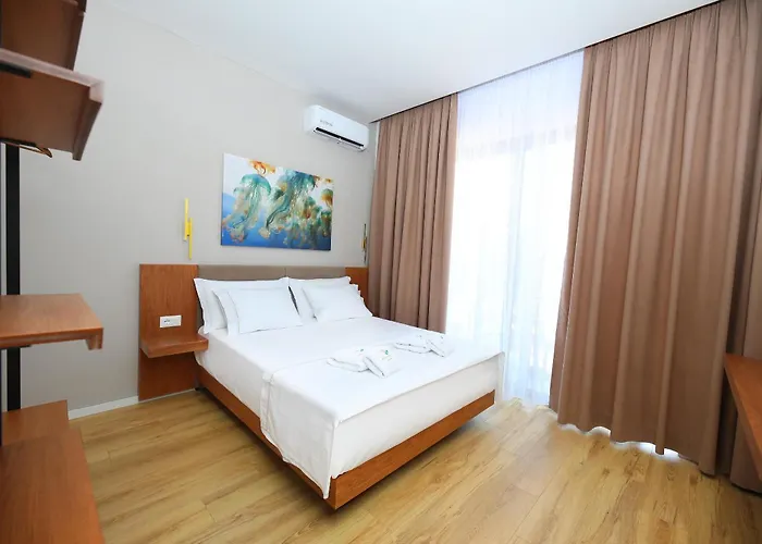 Pensión Mezzanine Bay Himarë