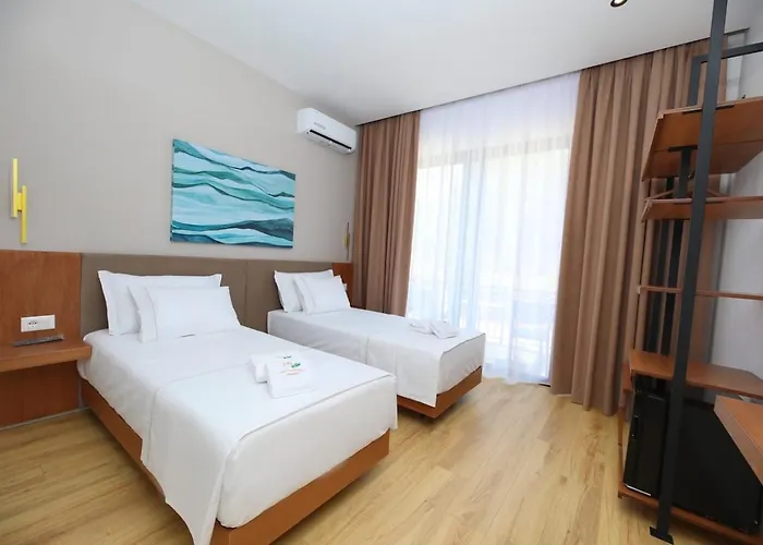 Pensión Mezzanine Bay Himarë