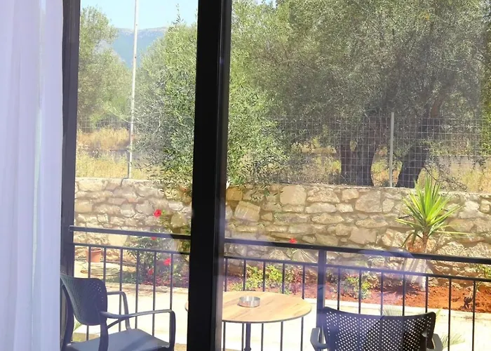 Mezzanine Bay Himarë