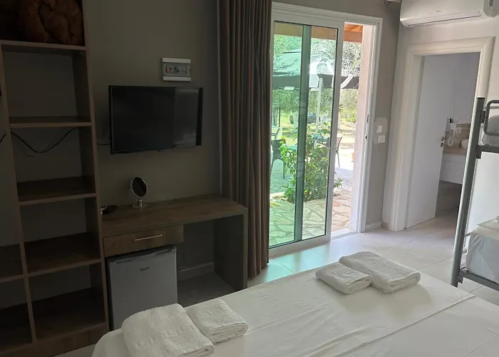 Pensión Mezzanine Bay Himarë