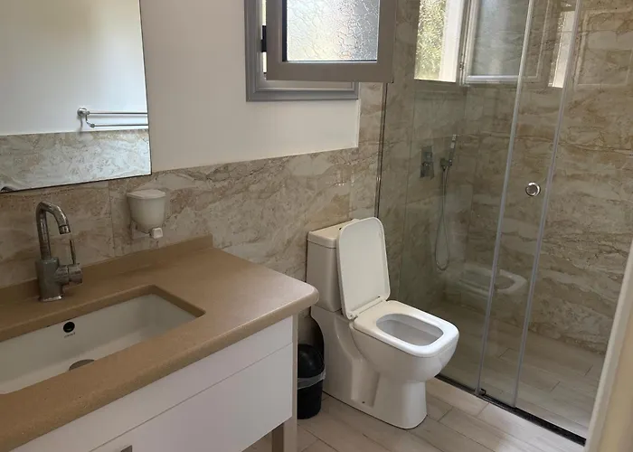 Pensión Mezzanine Bay Himarë